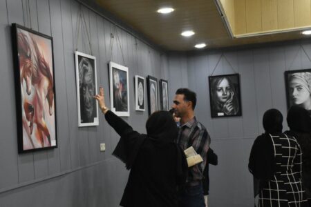 آغاز به کار نمایشگاه نقاشی باز باران در بهبهان