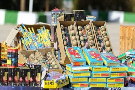 کشف ۱۳هزار عدد مواد محترقه غيرمجاز در بهبهان