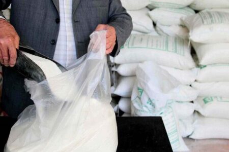 توزیع شکر با نرخ دولتی در بهبهان