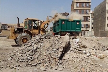 پاکسازی نقاط بحرانی پسماند ساختمانی در بهبهان