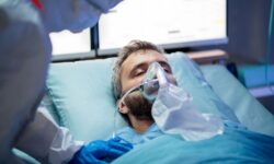 اعلام آماده باش مراکز درمانی بهبهان در پی وقوع گرد و خاک