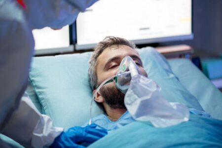 اعلام آماده باش مراکز درمانی بهبهان در پی وقوع گرد و خاک