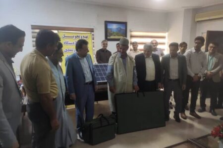 اهدای ۵۹ دستگاه پنل خورشیدی به عشایر بهبهان