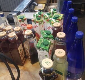 IMG 20250401 WA0091 کشف ۹.۵ تن مواد غذایی غیرقابل استفاده و فاسد در بهبهان