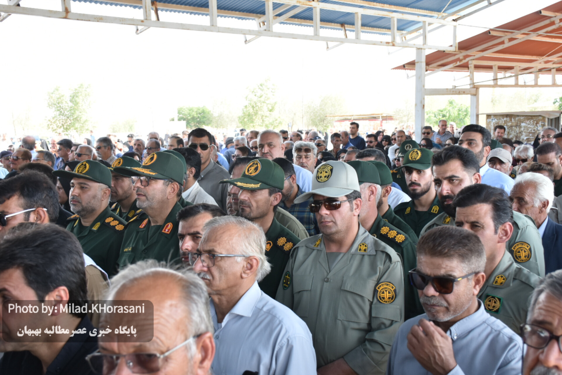InShot ۲۰۲۵۰۶۰۶ ۱۲۵۱۰۰۶۱۴ عکس| مراسم تشیع پیکر شهید هدایت‌اله دیده‌بان در بهبهان
