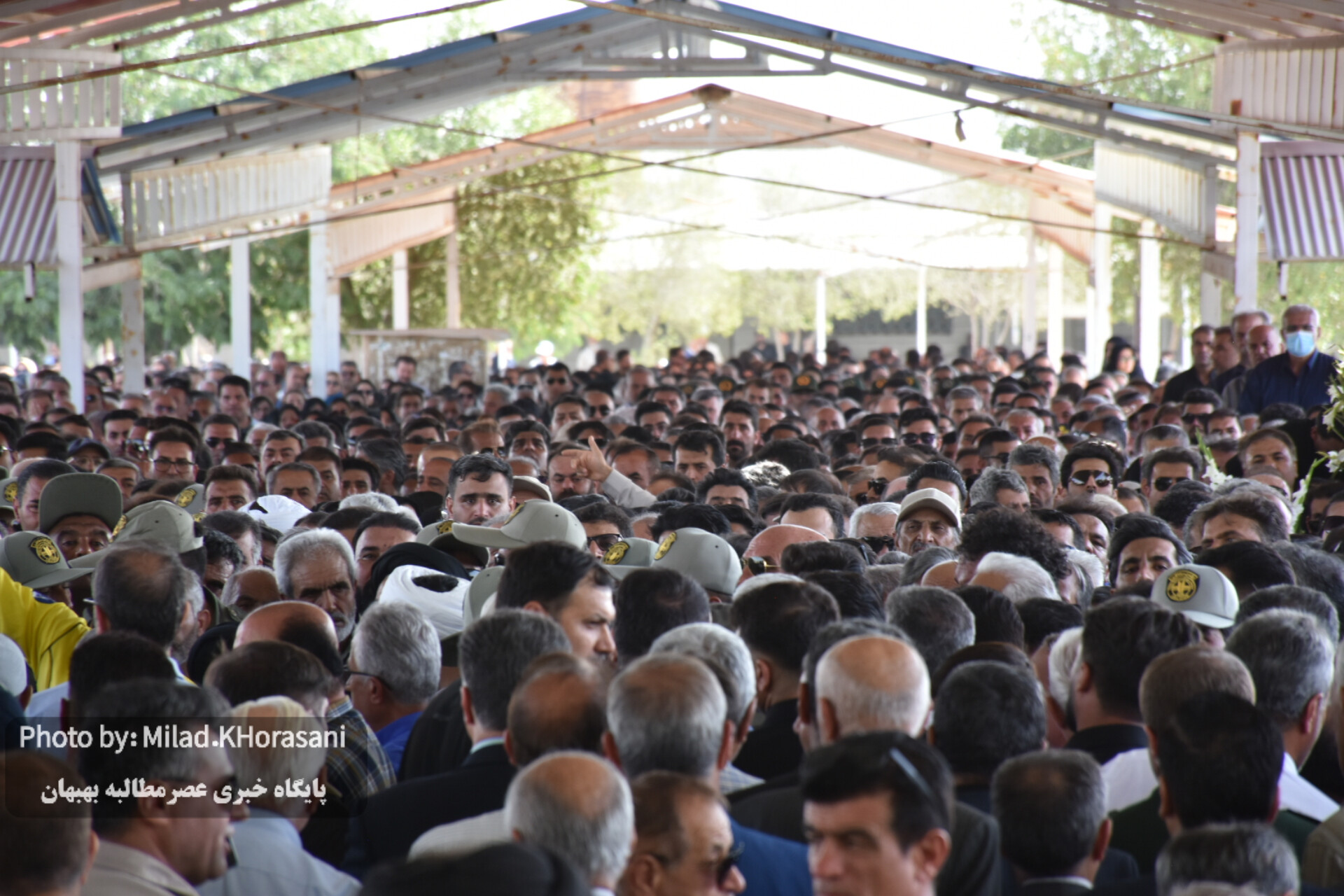 InShot ۲۰۲۵۰۶۰۶ ۱۳۰۲۱۱۱۳۴ عکس| مراسم تشیع پیکر شهید هدایت‌اله دیده‌بان در بهبهان
