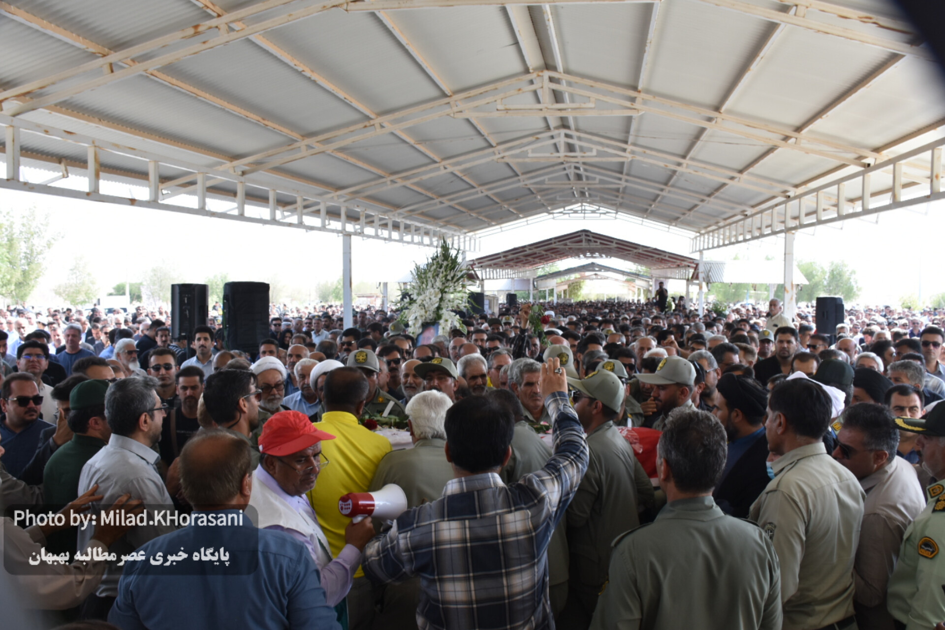 InShot ۲۰۲۵۰۶۰۶ ۱۳۰۴۲۱۱۹۳ عکس| مراسم تشیع پیکر شهید هدایت‌اله دیده‌بان در بهبهان