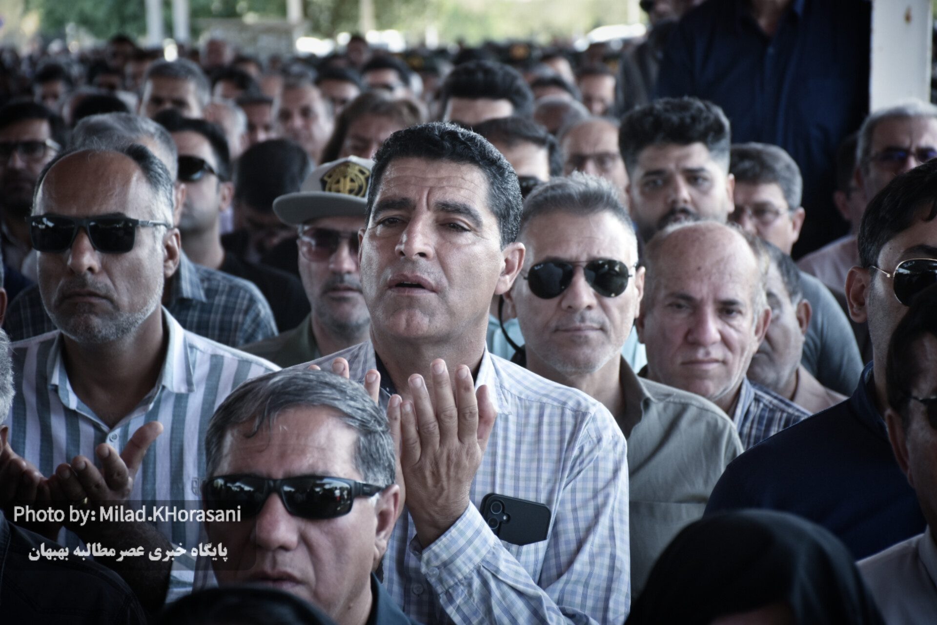InShot ۲۰۲۵۰۶۰۶ ۱۳۱۰۱۲۴۴۶ عکس| مراسم تشیع پیکر شهید هدایت‌اله دیده‌بان در بهبهان