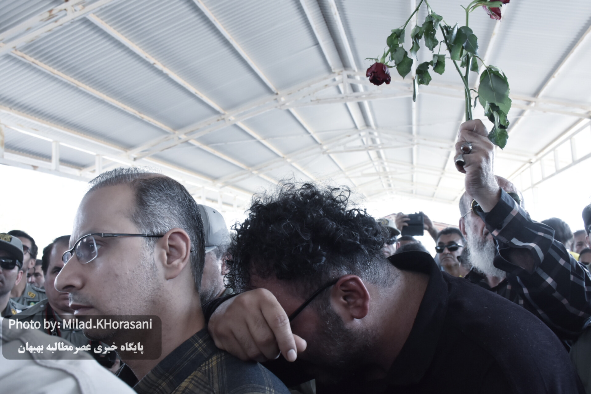 InShot ۲۰۲۵۰۶۰۶ ۱۳۳۱۳۲۷۴۴ عکس| مراسم تشیع پیکر شهید هدایت‌اله دیده‌بان در بهبهان