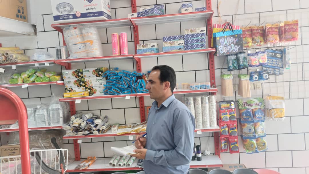IMG 20250702 WA0050 بازرسی میدانی از قصابی‌ها و عرضه‌کنندگان ظروف یکبار مصرف در آستانه ایام سوگواری محرم در بهبهان