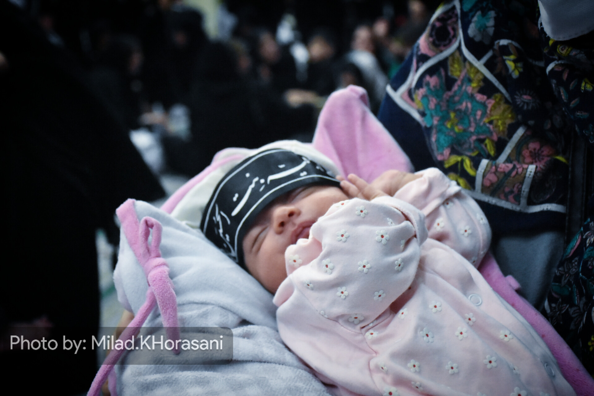 InShot ۲۰۲۵۰۷۰۳ ۲۱۲۵۳۲۸۰۱ عکس| اجتماع شیرخوارگان حسینی در بهبهان