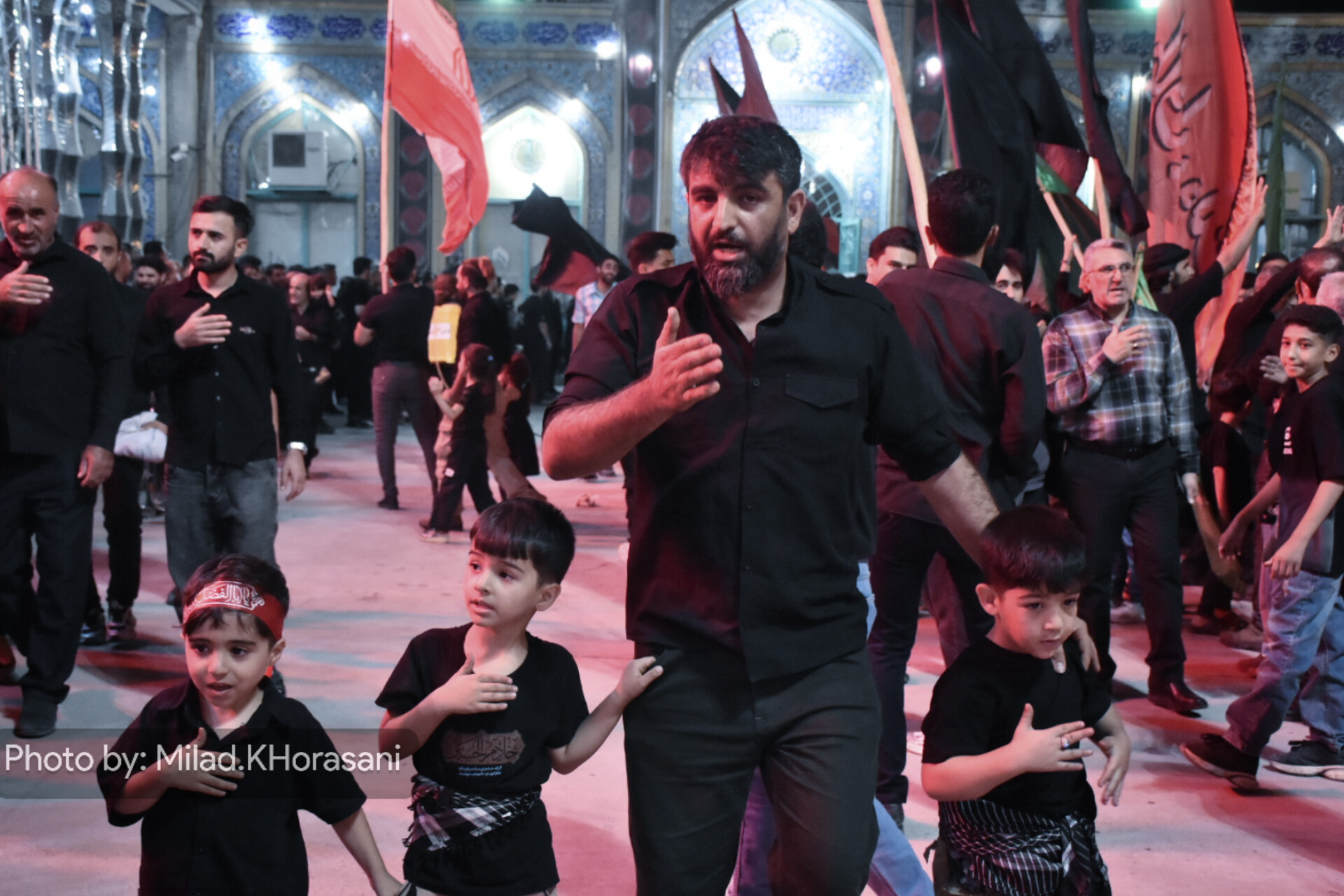 InShot ۲۰۲۵۰۷۰۵ ۱۵۰۳۵۰۸۴۵ 1 عکس| عزاداری شب تاسوعا در بهبهان