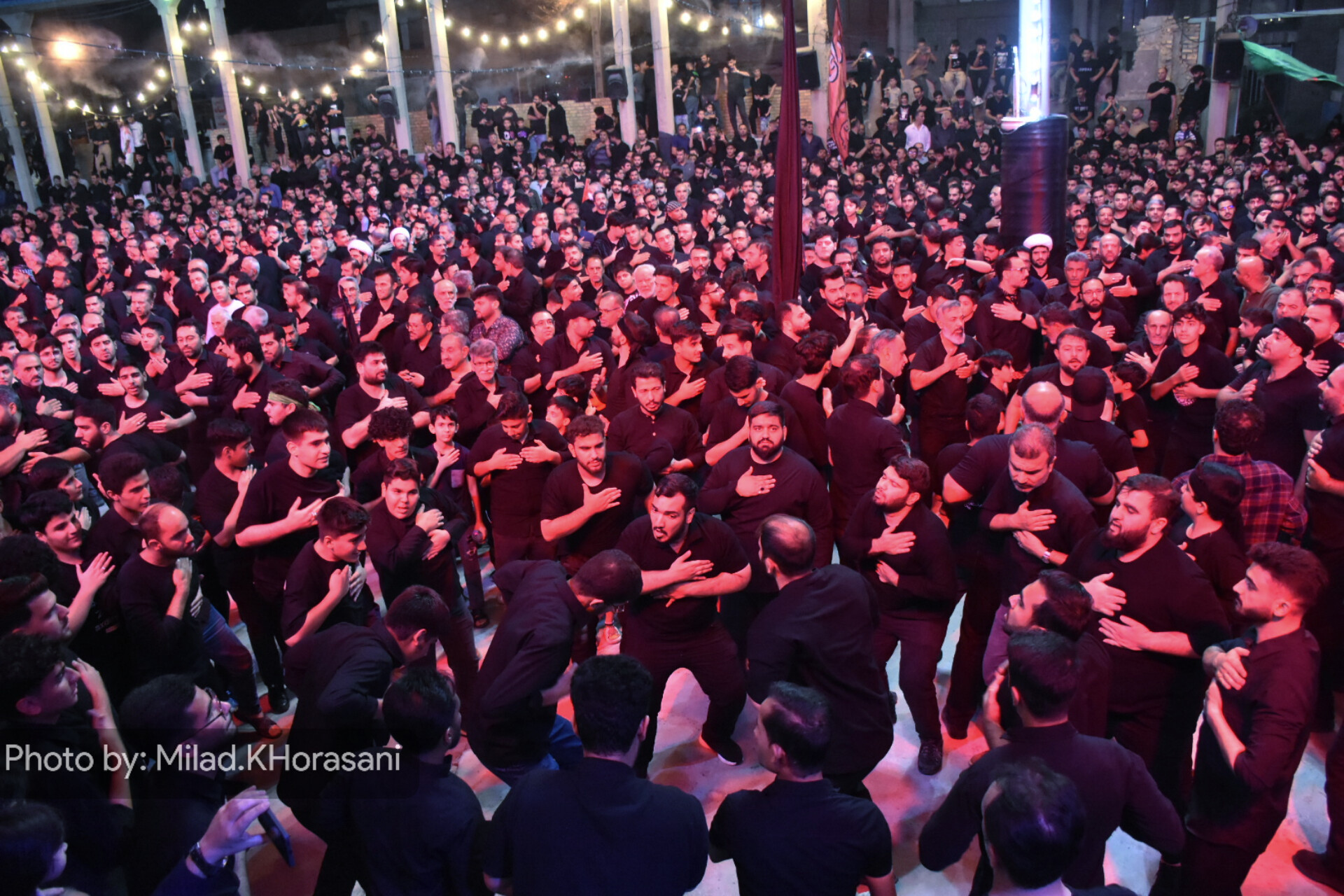 InShot ۲۰۲۵۰۷۰۵ ۱۵۱۵۳۴۴۲۶ عکس| عزاداری شب تاسوعا در بهبهان