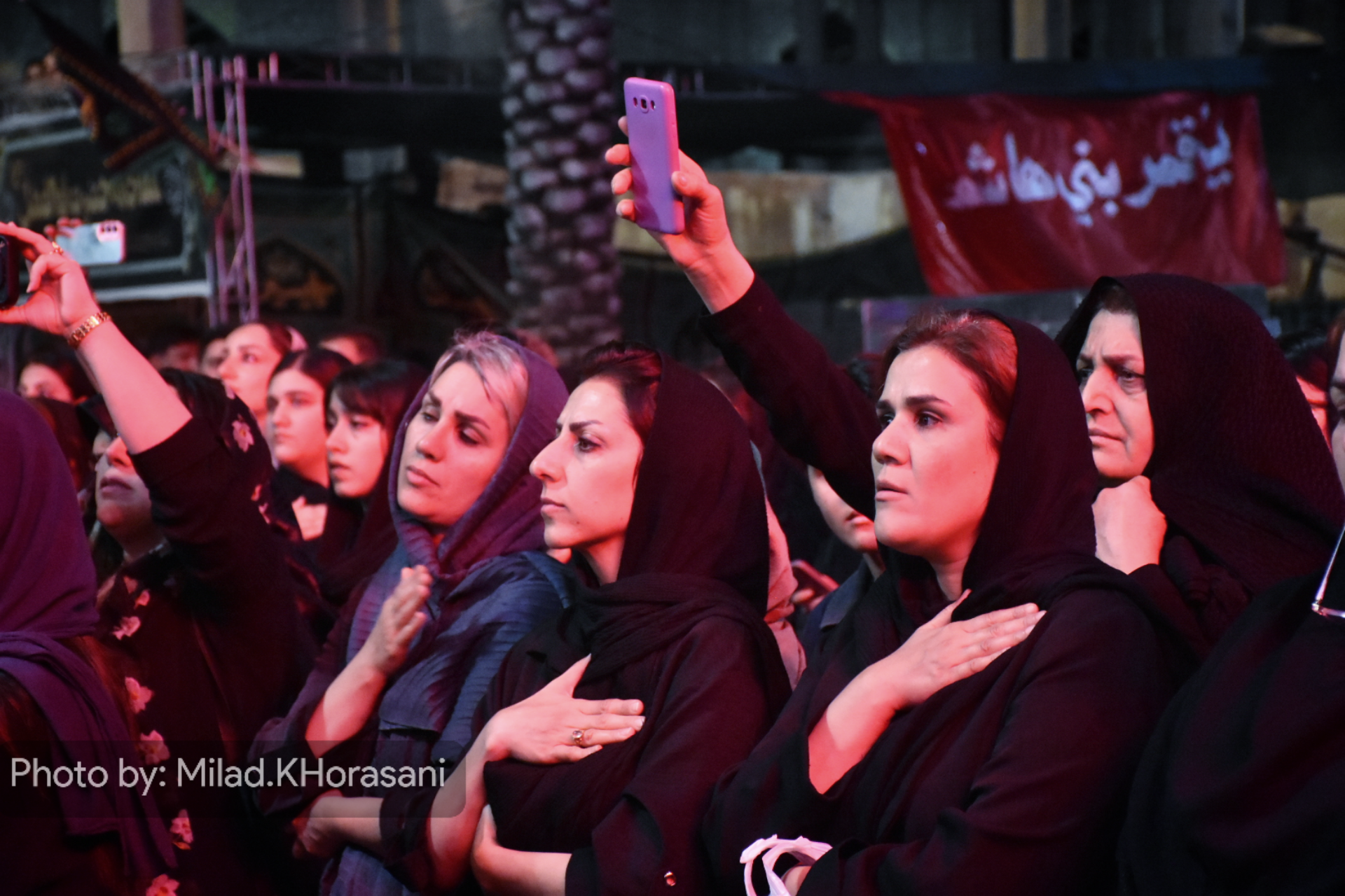 InShot ۲۰۲۵۰۷۰۶ ۱۶۲۱۴۷۳۸۵ عکس| عزاداری شب عاشورای حسینی در بهبهان