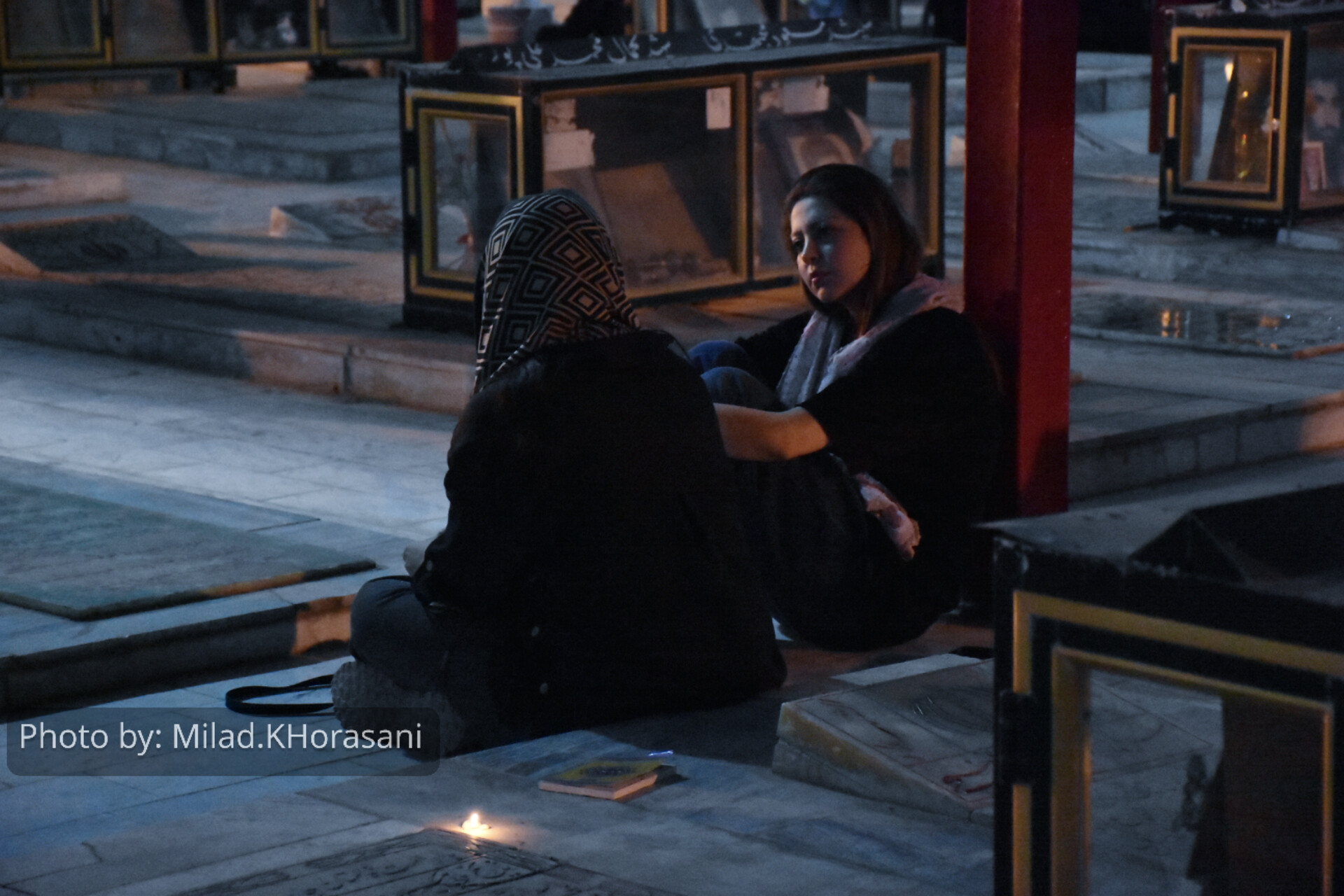 InShot ۲۰۲۵۰۷۰۹ ۰۱۲۶۲۲۱۴۳ عکس| گلزار شهدای بهبهان، میزبان شام غریبان شهدای دشت کربلا