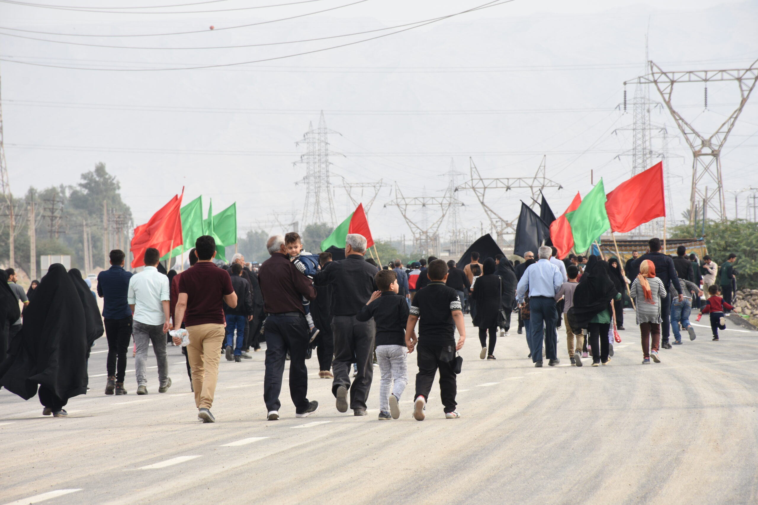 DSC 0560 scaled روایت یک عکاس در آیین پیاده‌روی قدمگاه امام رضا(ع) بهبهان