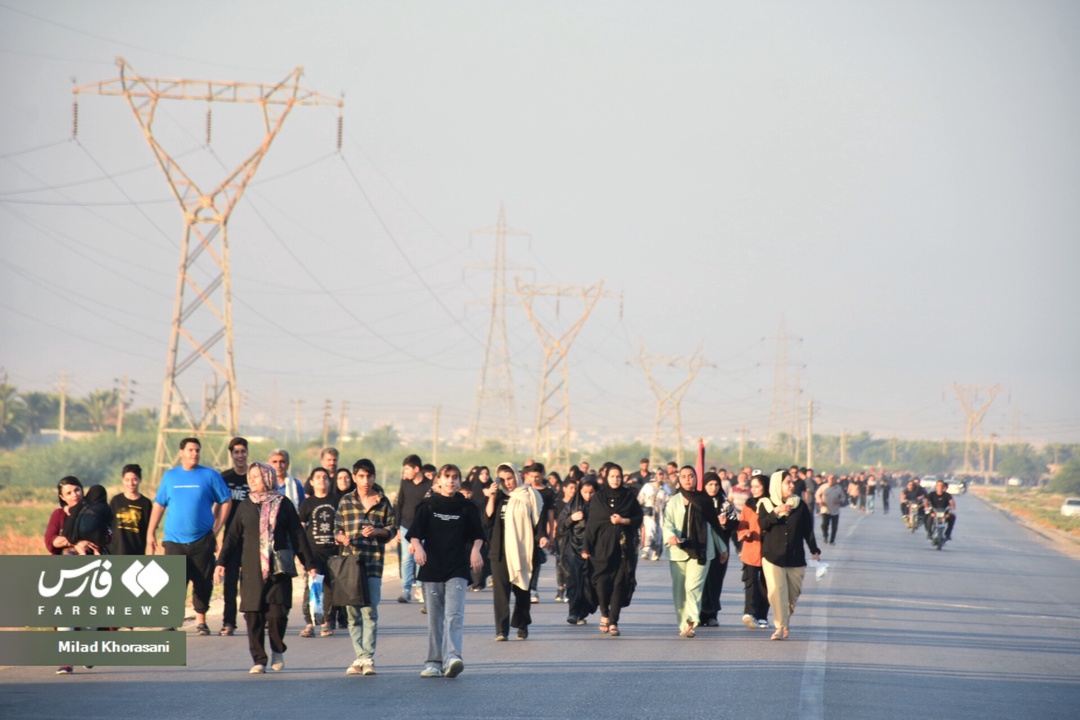 IMG ۲۰۲۵۰۸۲۲ ۱۳۵۵۰۳۲۶۵ 1 روایت یک عکاس در آیین پیاده‌روی قدمگاه امام رضا(ع) بهبهان