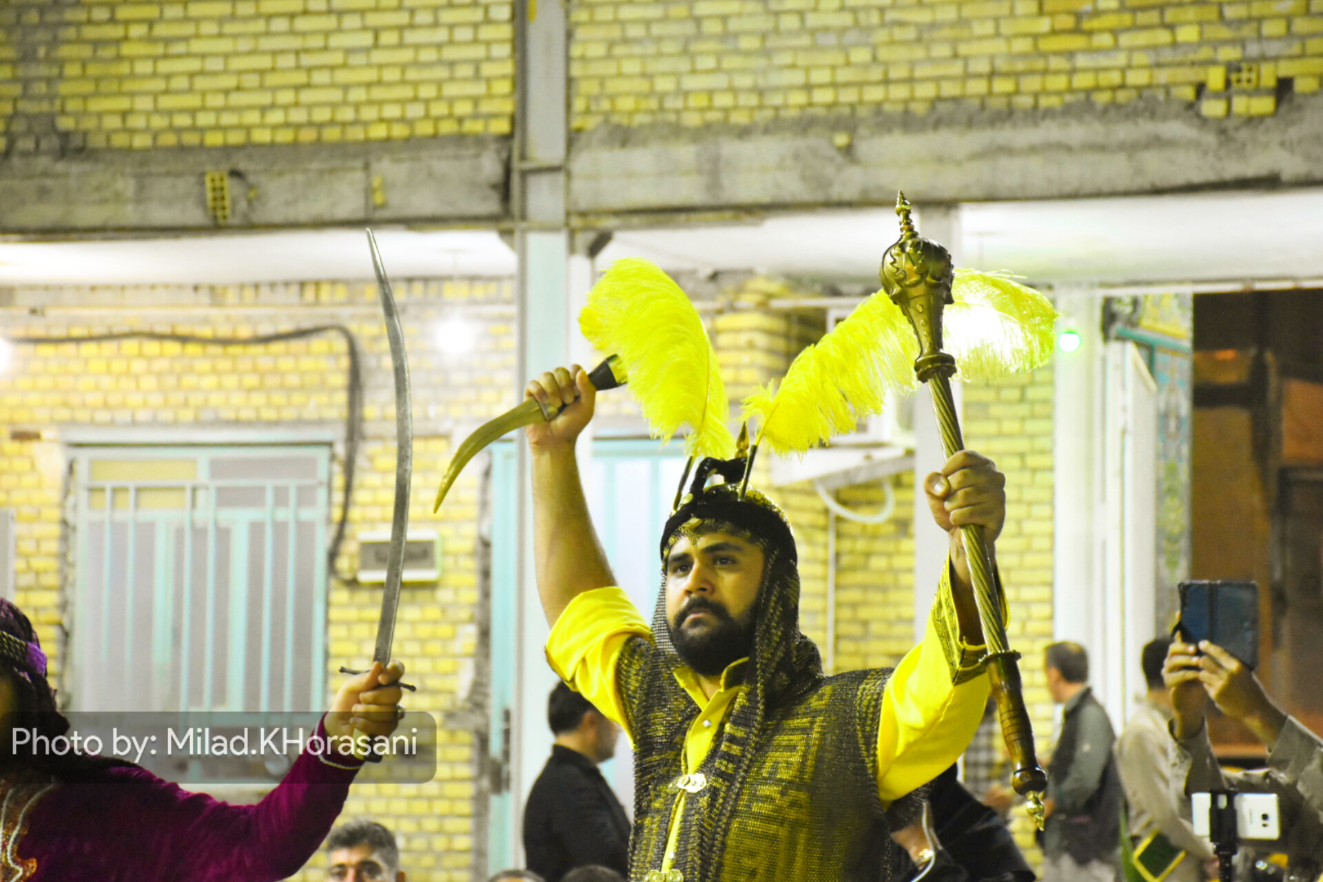 InShot ۲۰۲۵۱۱۱۹ ۲۳۲۳۱۹۶۵۲ عکس| سوگواری تعزیه خوانی فاطمی در بهبهان