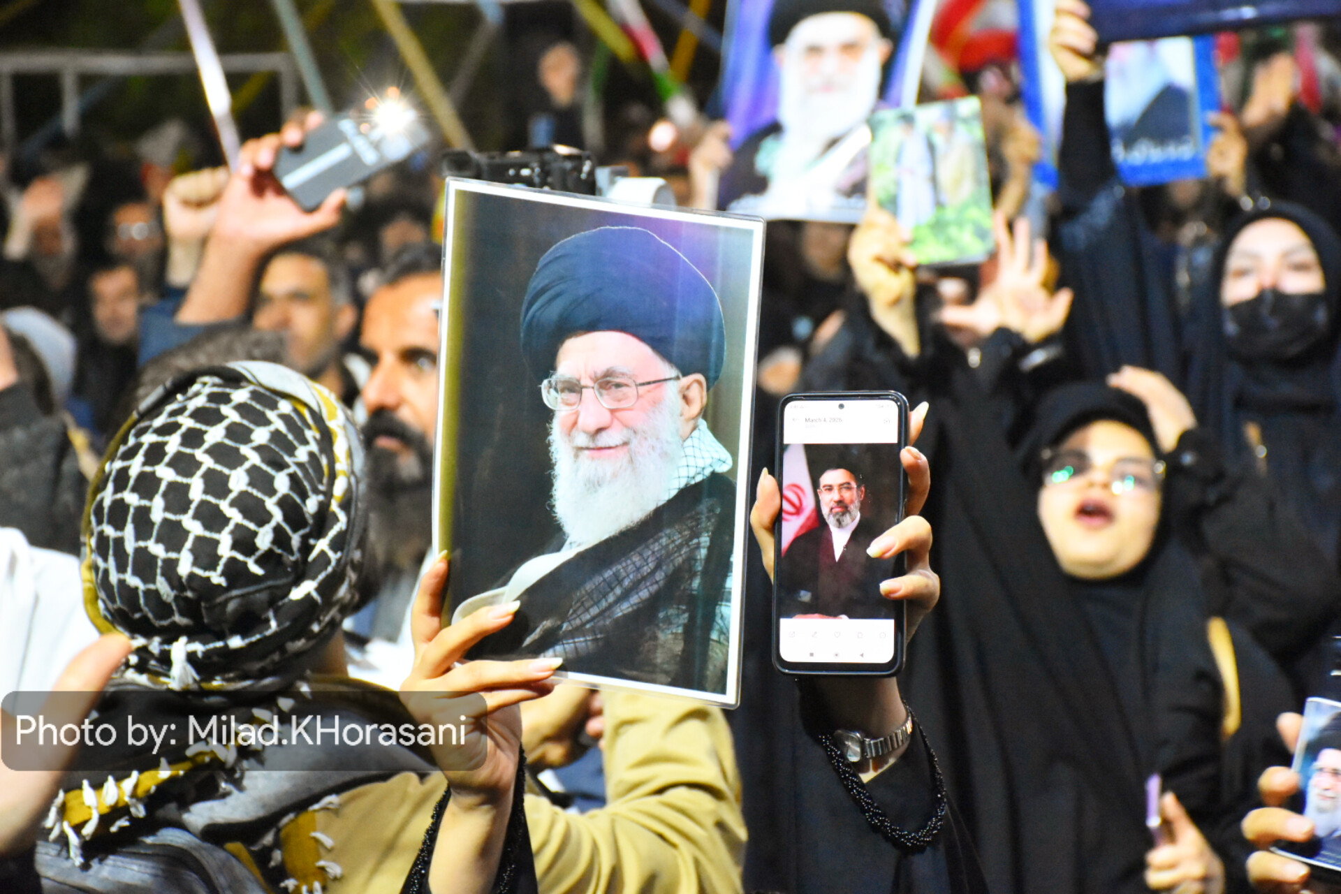 InShot ۲۰۲۶۰۳۰۹ ۰۳۵۵۴۷۵۶۰ عکس| لبیک دیار ارجان به آیت‌الله سیدمجتبی خامنه‌ای