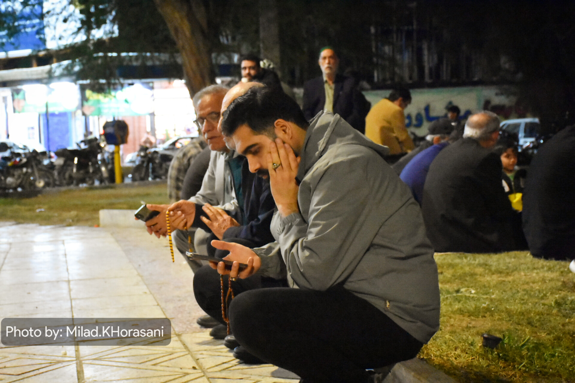 InShot ۲۰۲۶۰۳۰۹ ۱۴۱۹۳۷۳۲۷ 1 عکس| احیای شب قدر و سوگ امام امت در بهبهان