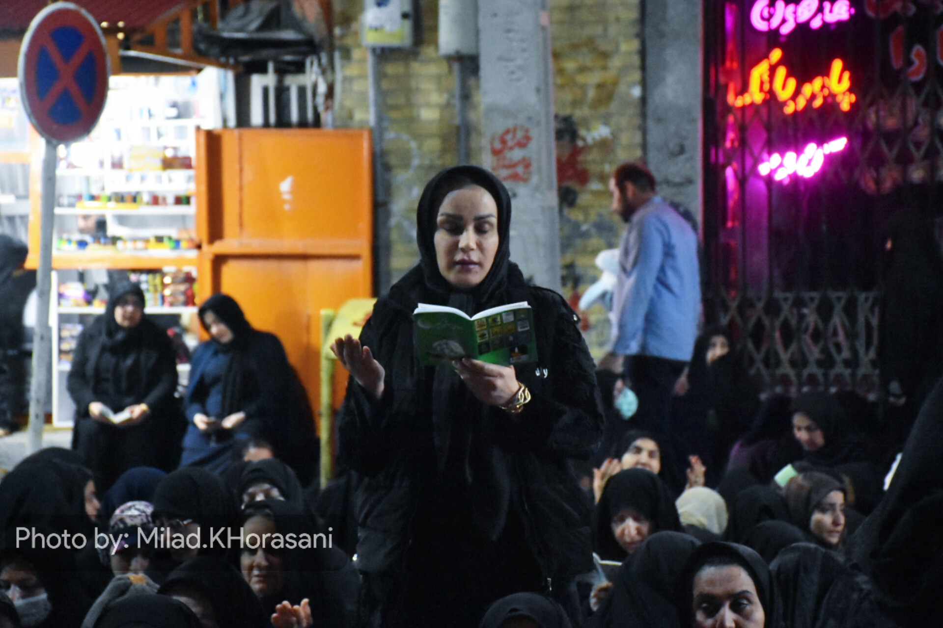 InShot ۲۰۲۶۰۳۱۳ ۱۱۰۰۵۱۱۷۹ عکس| احیای شب بیست و سوم ماه رمضان در بهبهان