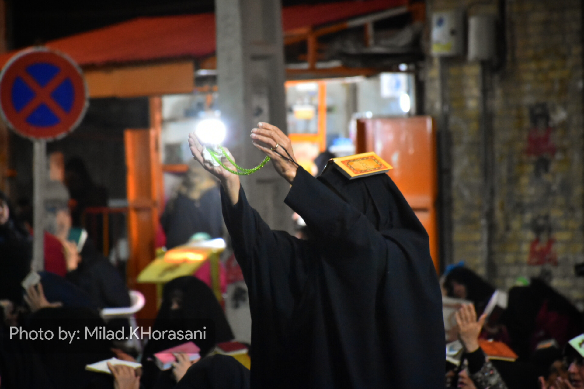 InShot ۲۰۲۶۰۳۱۳ ۱۱۳۳۳۸۹۱۸ عکس| احیای شب بیست و سوم ماه رمضان در بهبهان