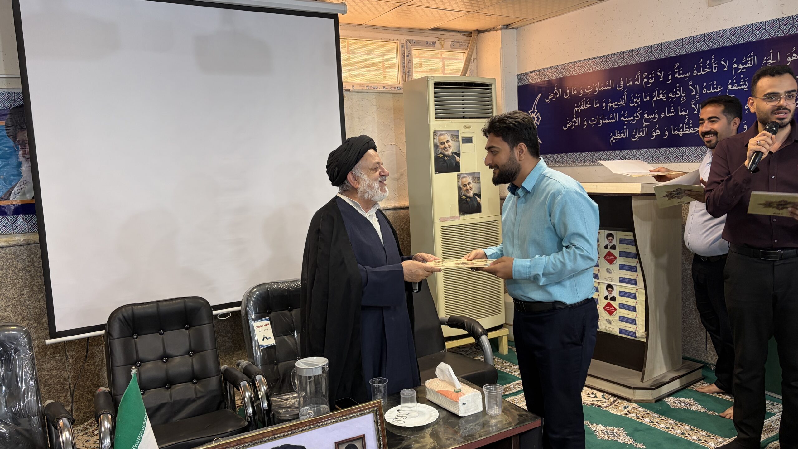 IMG 2860 scaled مدیری که عملکردش درست است از خبرنگار نمی‌ترسد
